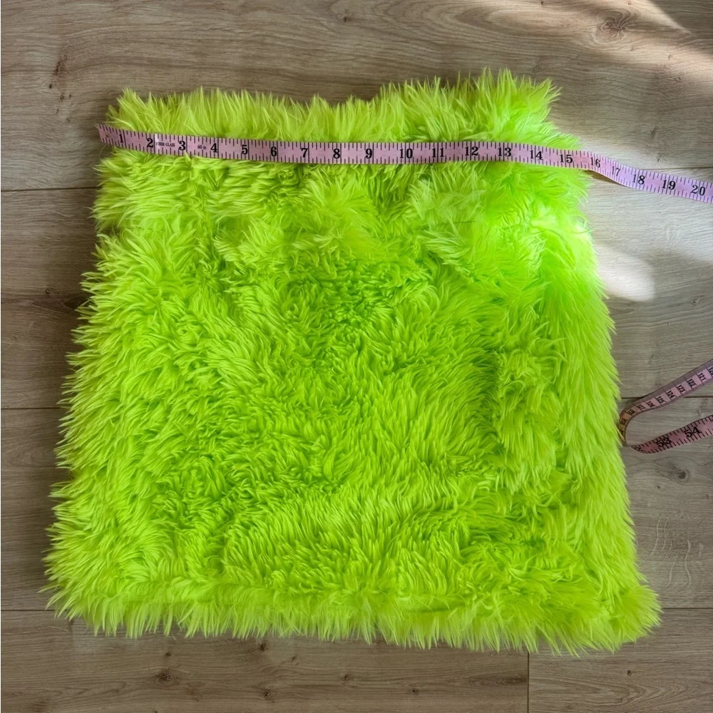 Neon Green Faux Fur Raver Skirt - Picture 2 of 3